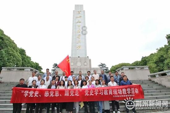 逆境英雄降临
